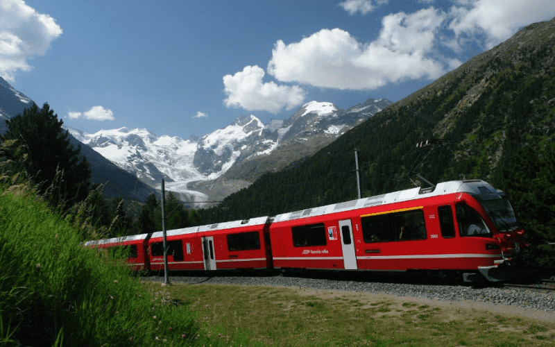 Trenino del Bernina: fermata Morteratsch